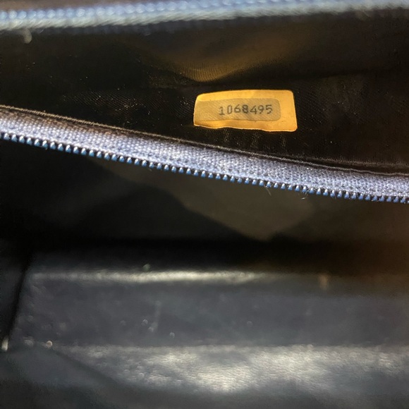 Vintage Chanel Flap Bag in Navy - Picture 9 of 10